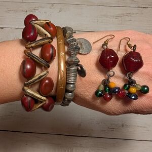 VTG 4Pc Refined Boho Jewelry Set Bundle Beaded Earrings Copper Bangle Seed Cuff